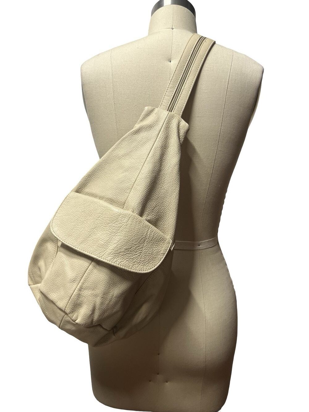 Vtg 90s Bone Pebbled Leather Sling Convertible Backpack Crossbody Teardrop Bag